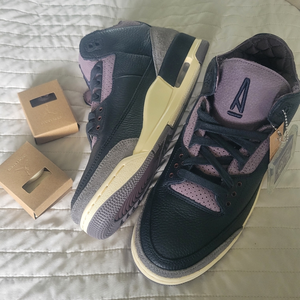 Jordan Women's Sneakers Black and Purple - Picture 3 of 8